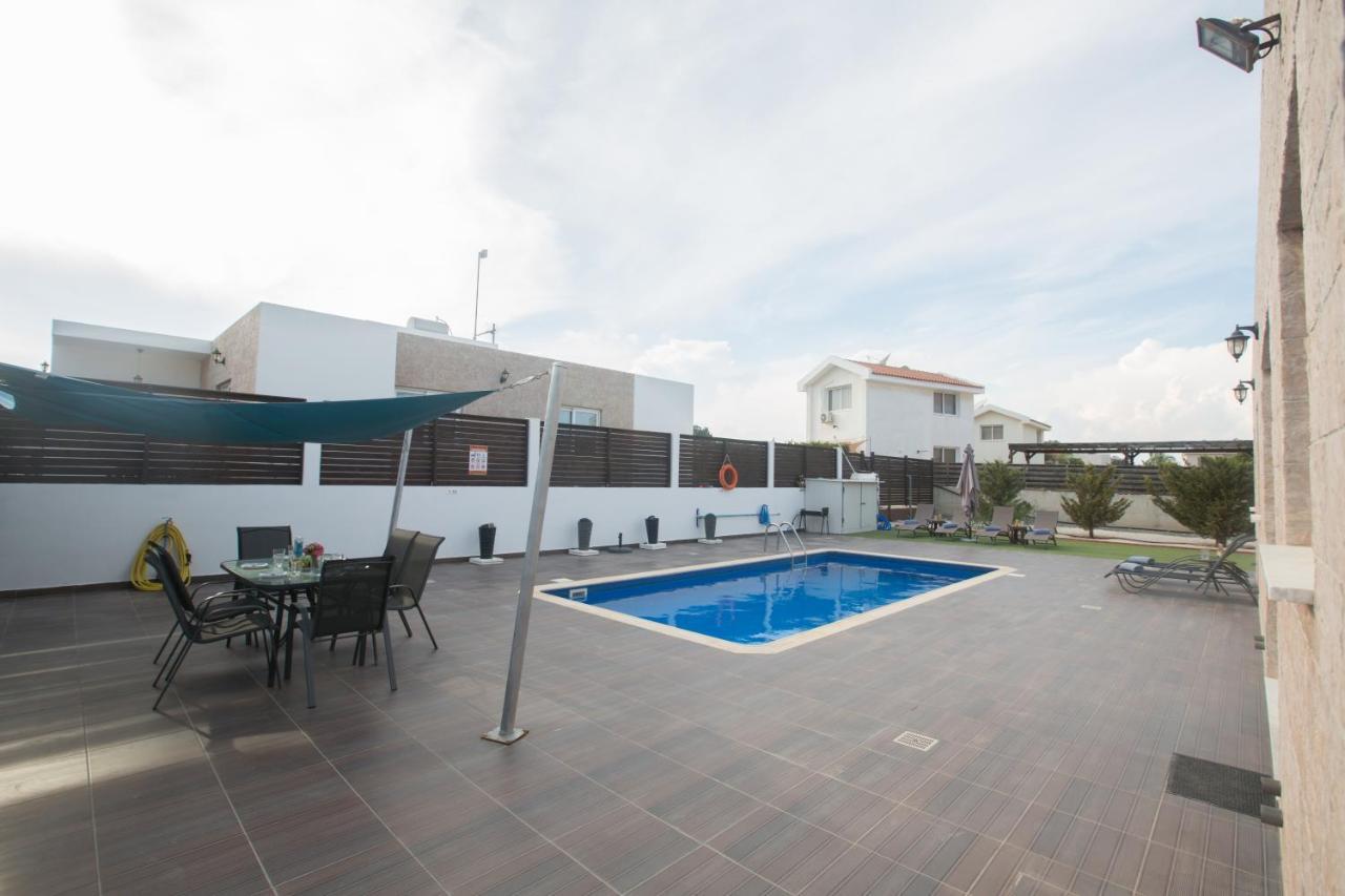 Broadway Villas Protarász Kültér fotó