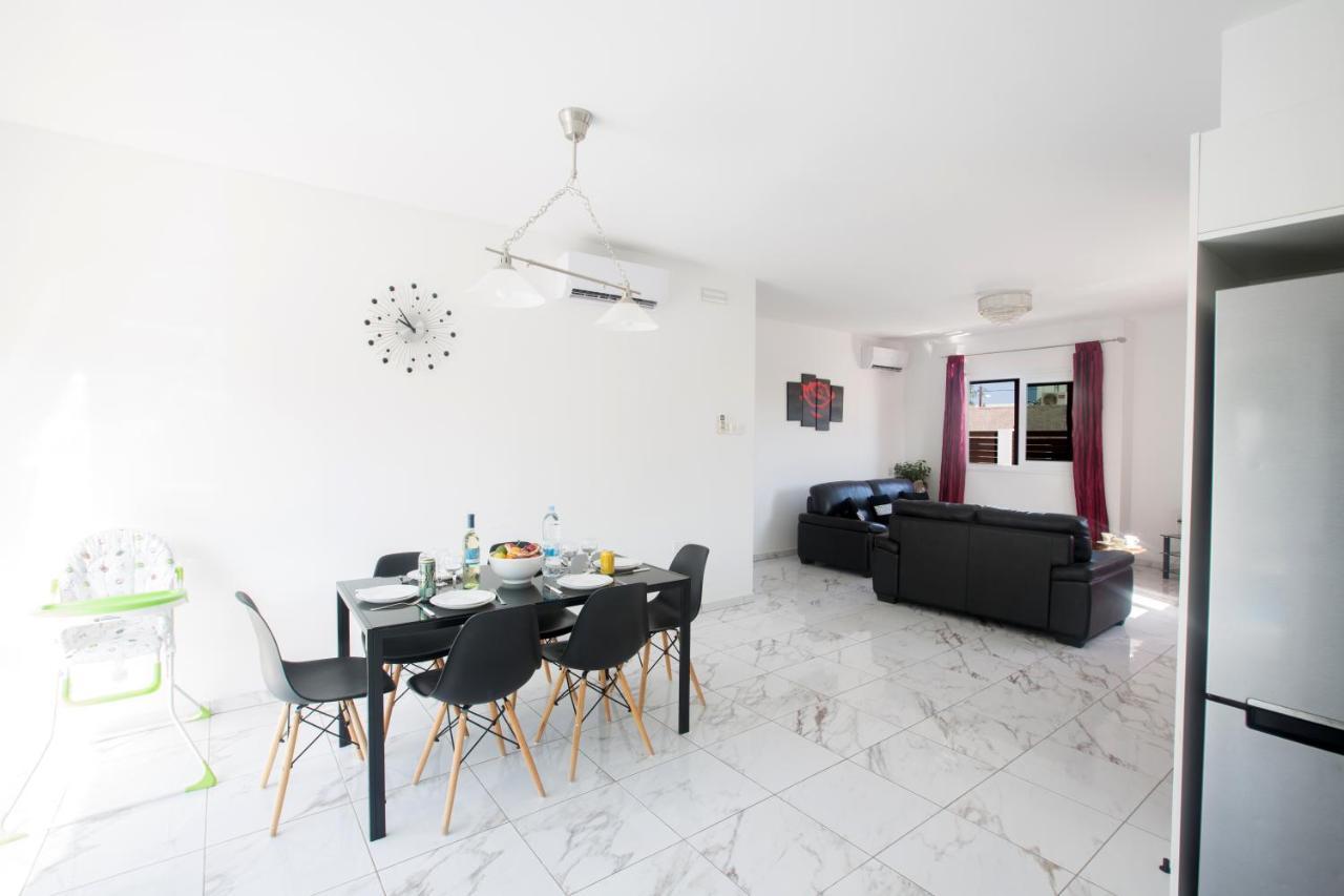 Broadway Villas Protarász Kültér fotó