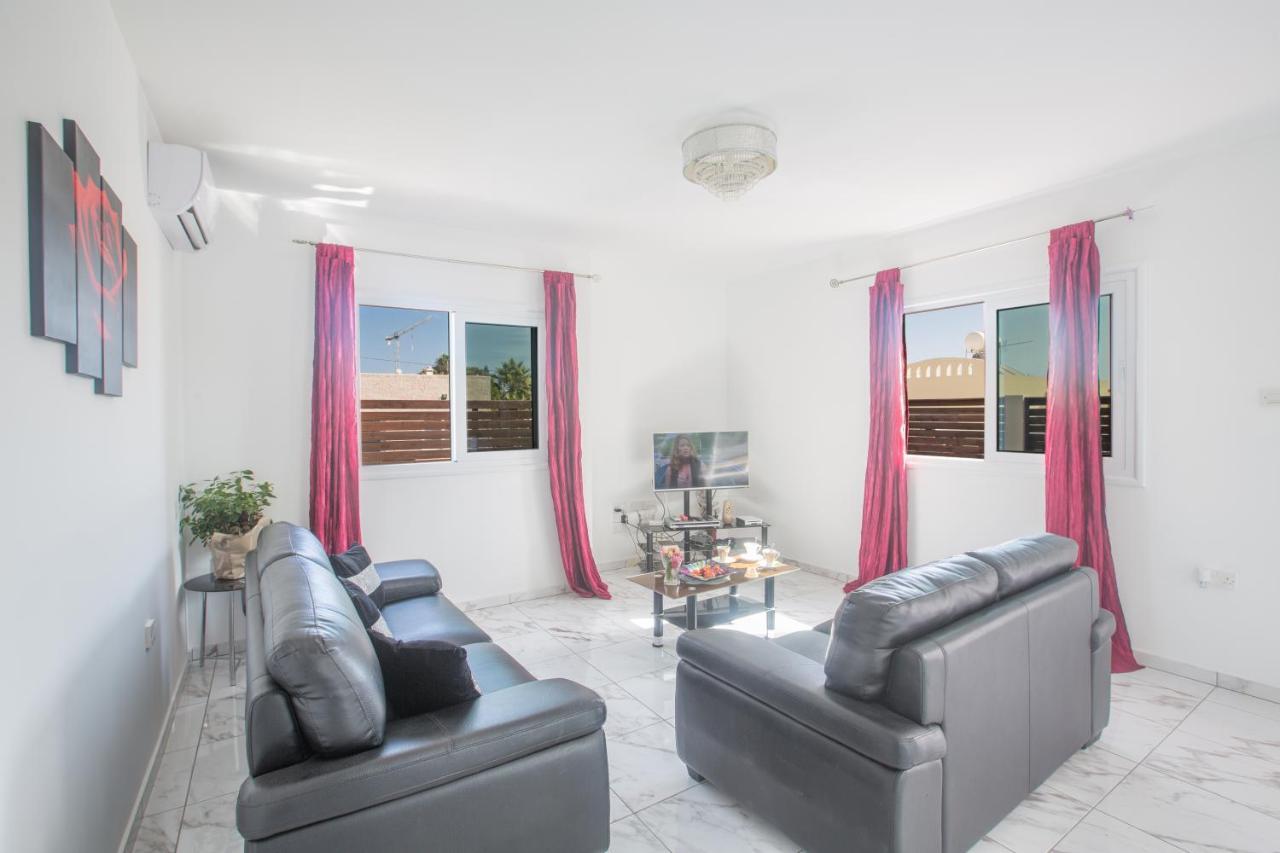 Broadway Villas Protarász Kültér fotó