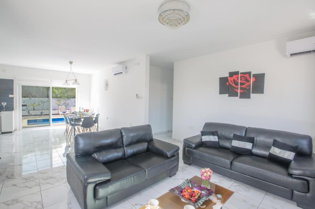 Broadway Villas Protarász Kültér fotó