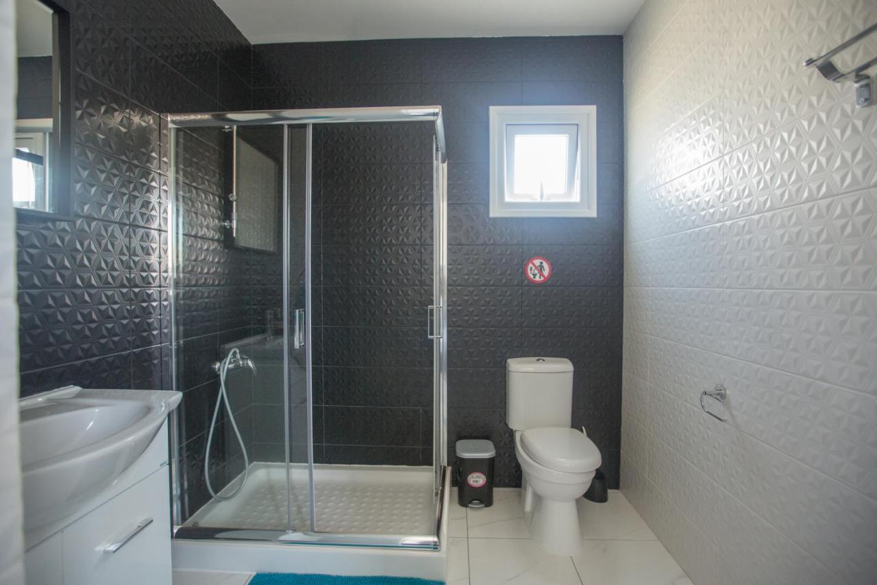 Broadway Villas Protarász Kültér fotó