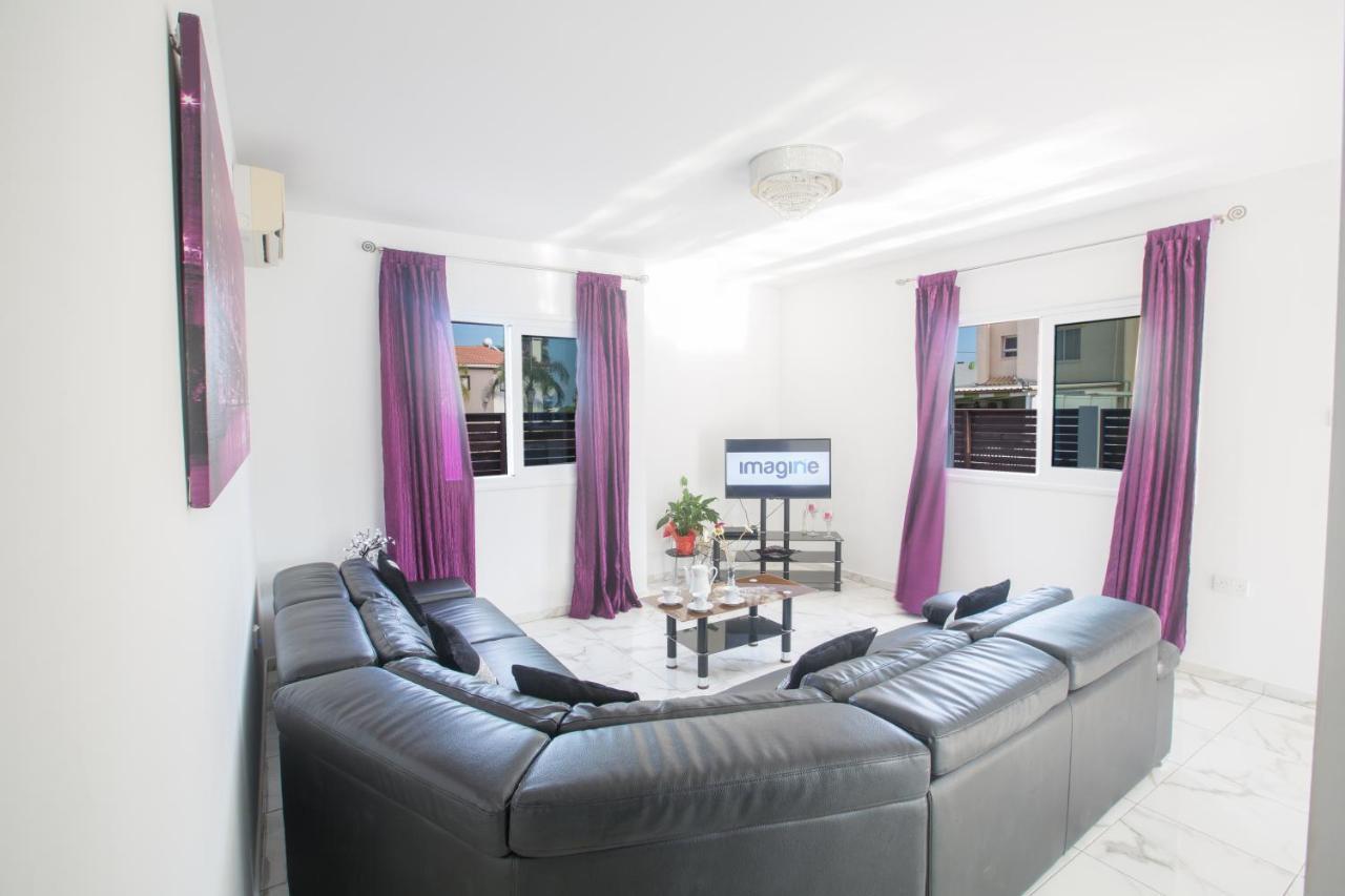 Broadway Villas Protarász Kültér fotó