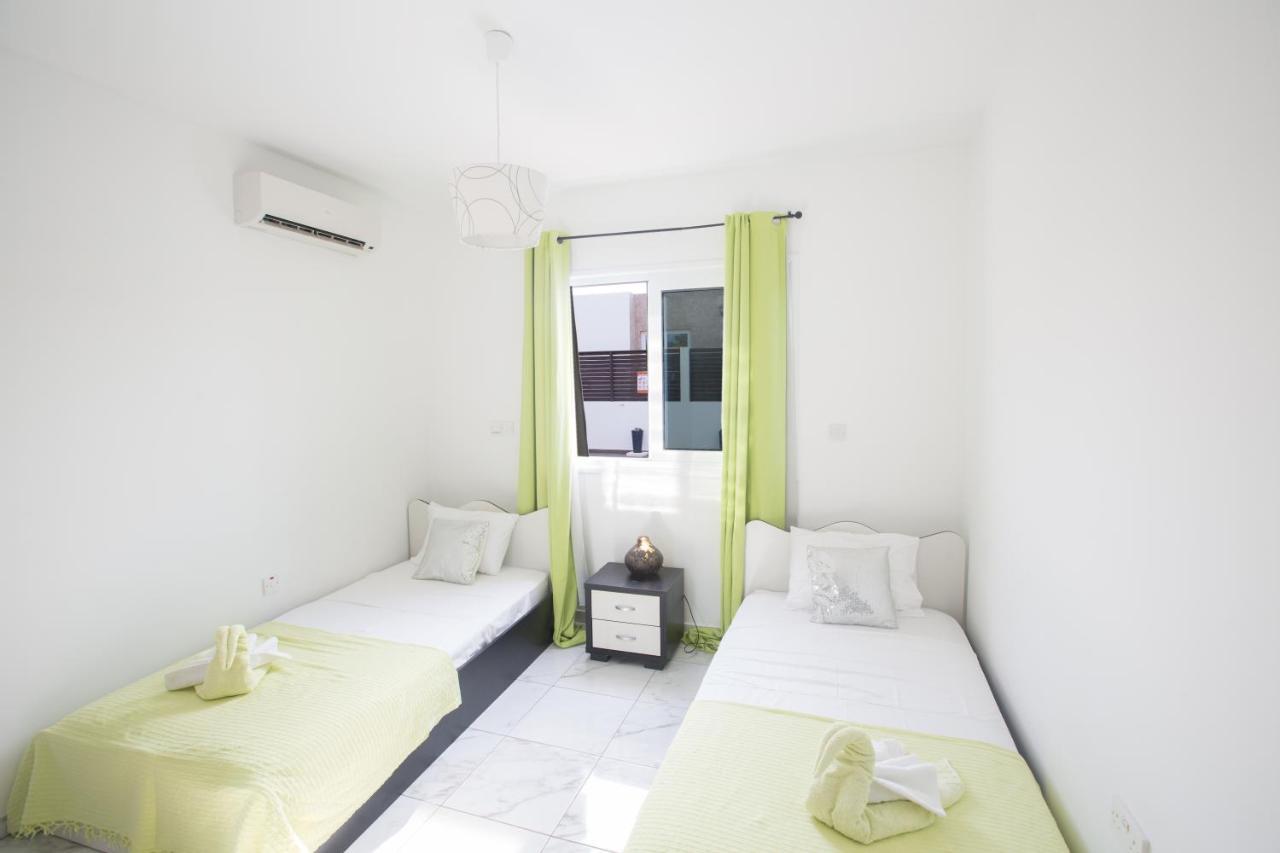 Broadway Villas Protarász Kültér fotó